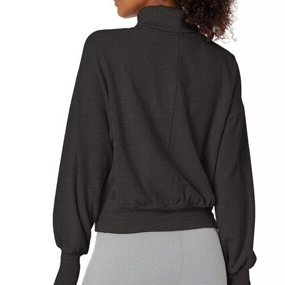 SWEATY BETTY FUNNEL TURTLE NECH SWEATSHIRT SIZE 6 EUC - Picture 3 of 8